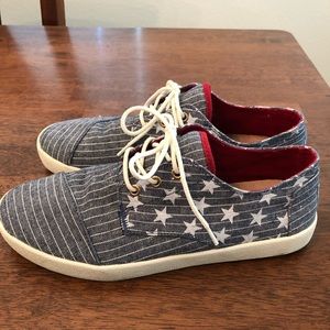 LIKE NEW Toms Men Sneakers